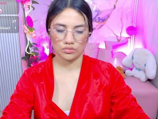 Chiara-tay