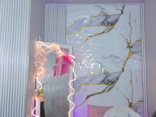 Chiara-tay Porn Show