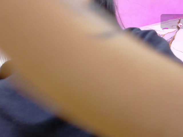 Chiara-tay live cam on BongaCams