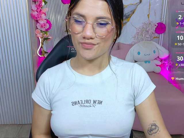 Chiara-tay