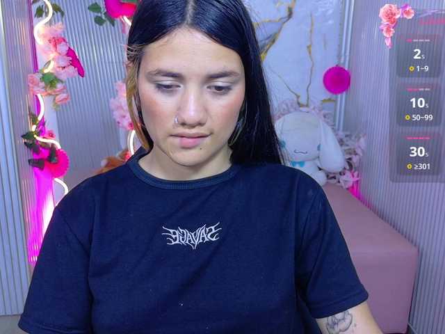 Chiara-tay