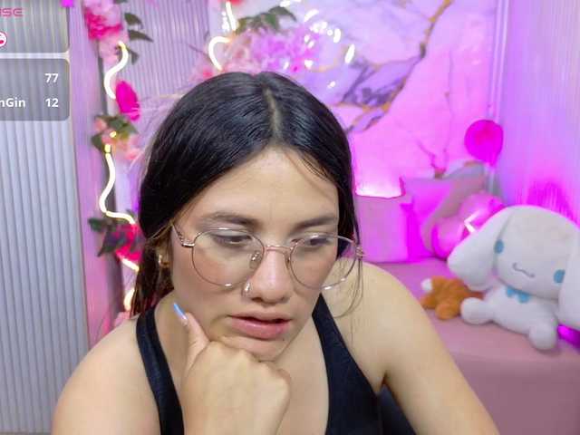 Chiara-tay live cam on BongaCams