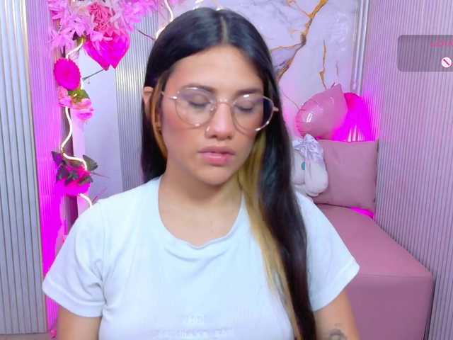 Chiara-tay
