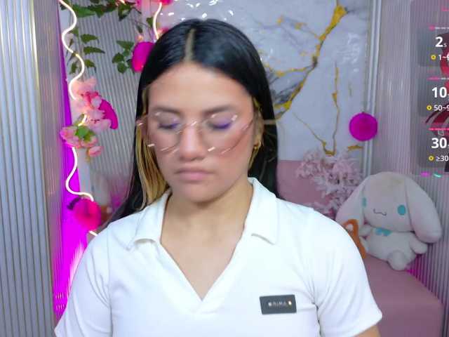 Chiara-tay