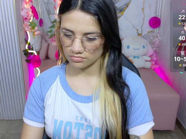 Chiara-tay webcam