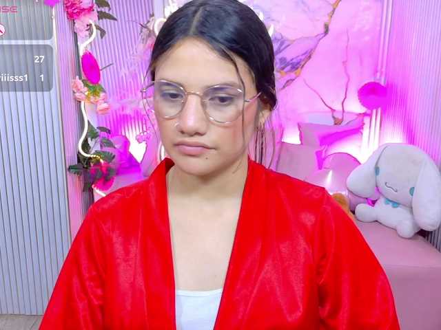 Chiara-tay live webcam show