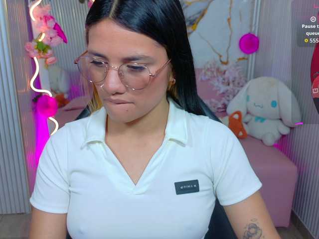 Chiara-tay live cam on BongaCams