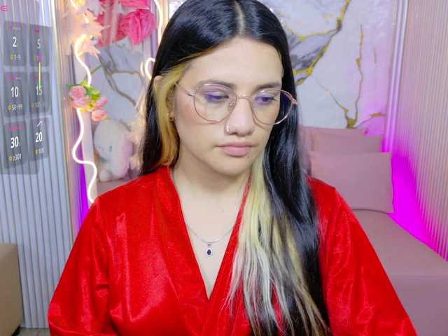 Chiara-tay