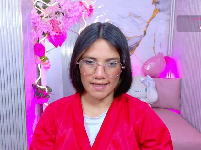 Chiara-tay live cam on BongaCams