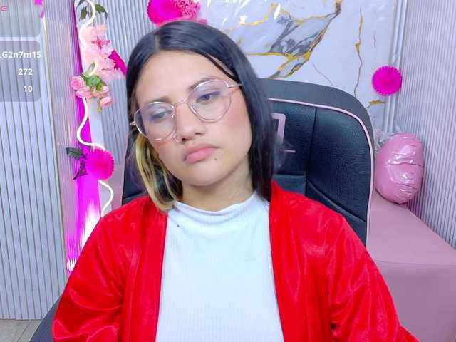 Chiara-tay live cam on BongaCams