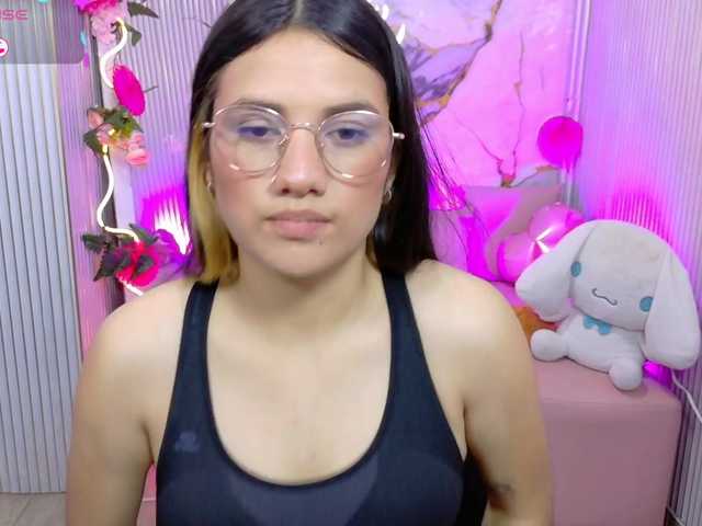 Chiara-tay preview