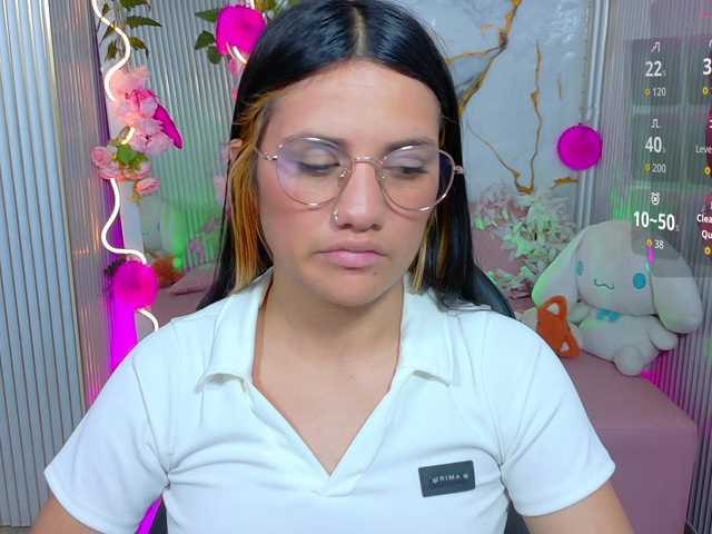 Chiara-tay