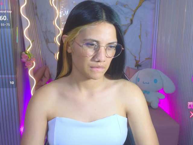 Chiara-tay's BongaCams show and profile