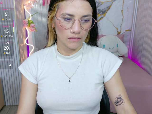 Chiara-tay