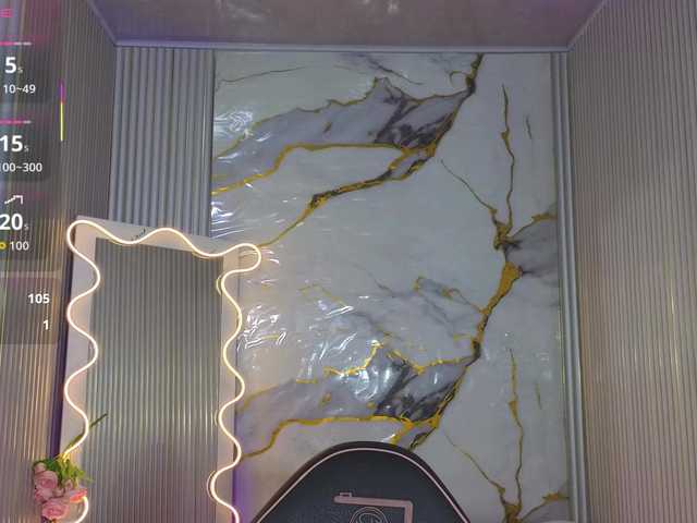 Chiara-tay's BongaCams show and profile