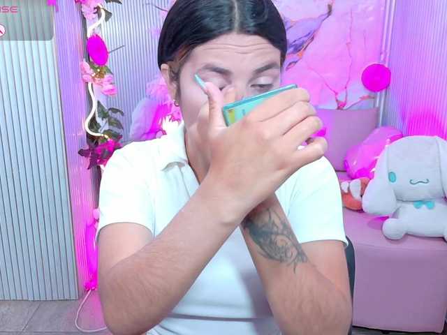 Chiara-tay