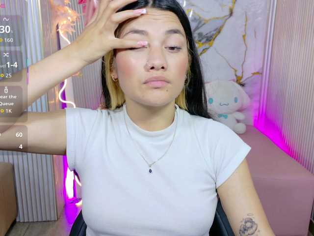 Chiara-tay