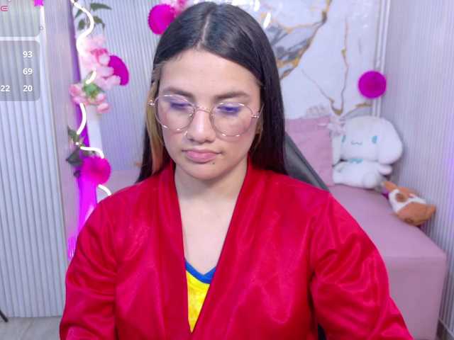 Chiara-tay