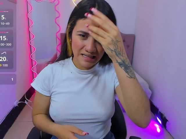 Chiara-tay