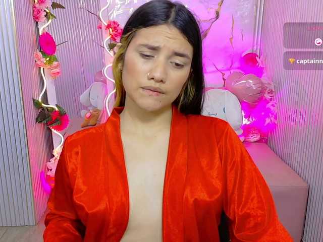 Chiara-tay live cam on BongaCams