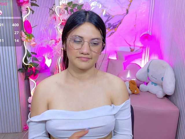 Chiara-tay live webcam show