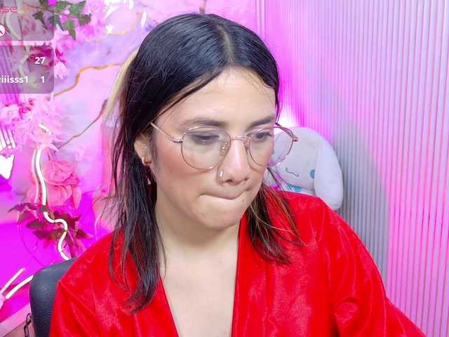 Chiara-tay live webcam show