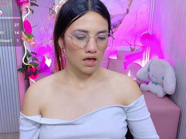 Chiara-tay live webcam show