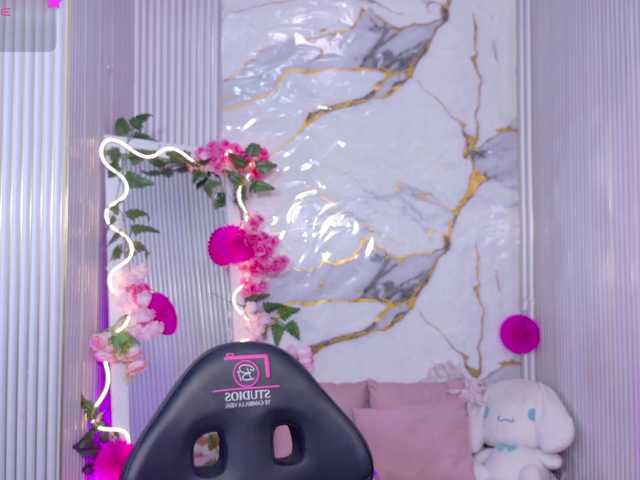 Chiara-tay live cam on BongaCams