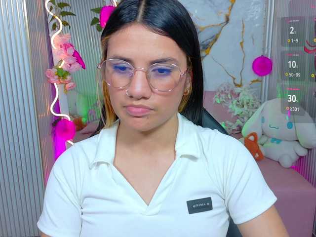 Chiara-tay live cam on BongaCams