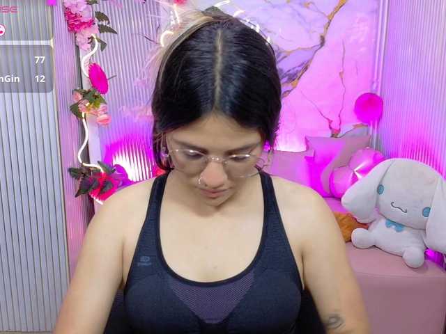 Chiara-tay live cam on BongaCams