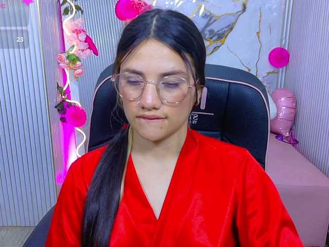 Chiara-tay live cam on UnifiedCams
