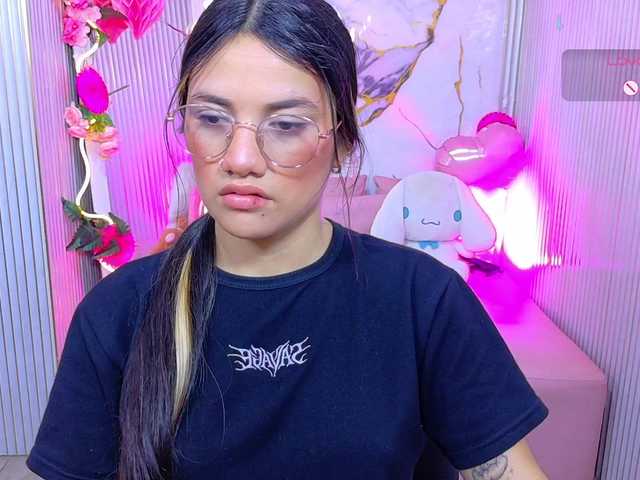 Chiara-tay