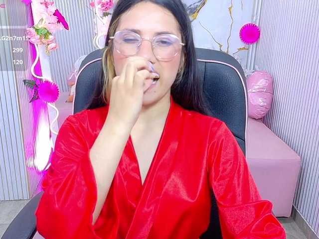 Chiara-tay live cam on BongaCams