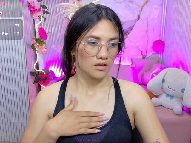 Chiara-tay