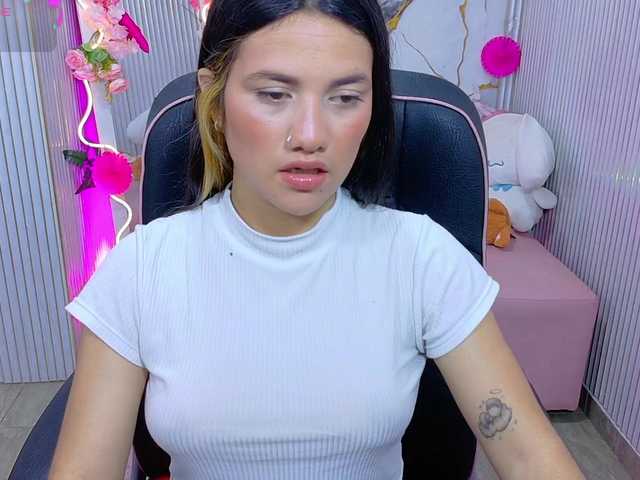 Chiara-tay live cam on BongaCams