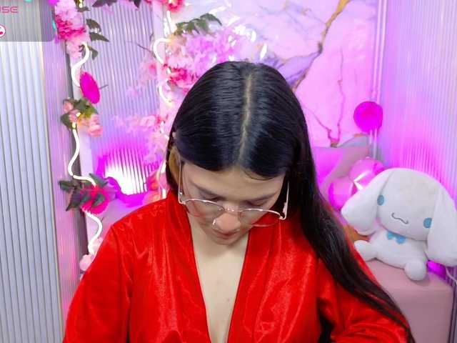 Chiara-tay live cam on BongaCams