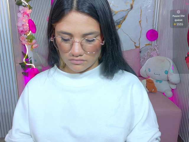 Chiara-tay live cam on BongaCams
