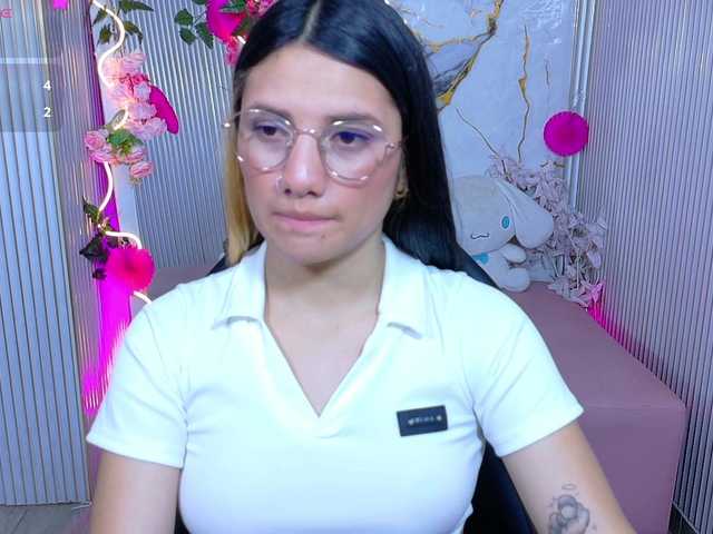 Chiara-tay