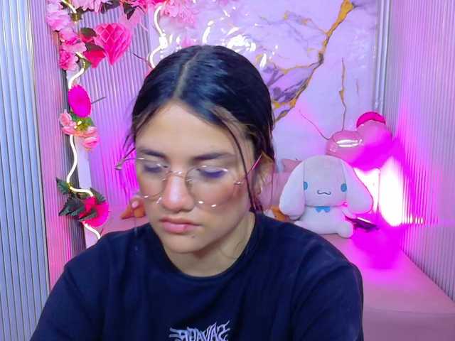 Chiara-tay live cam on BongaCams