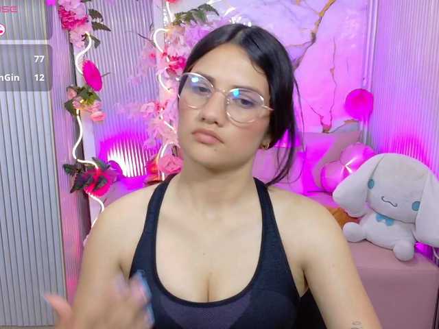 Chiara-tay