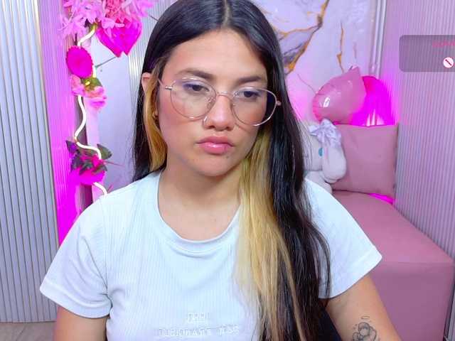Chiara-tay