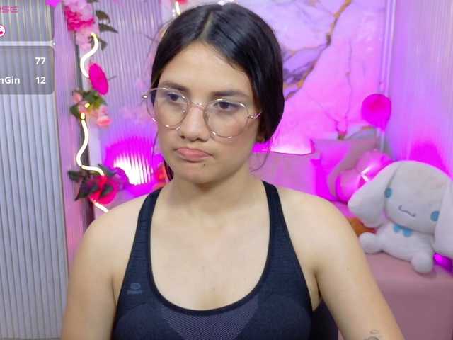 Chiara-tay live cam on BongaCams