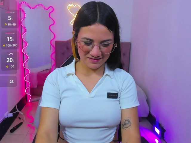 Chiara-tay