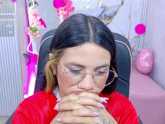 Chiara-tay live cam on BongaCams