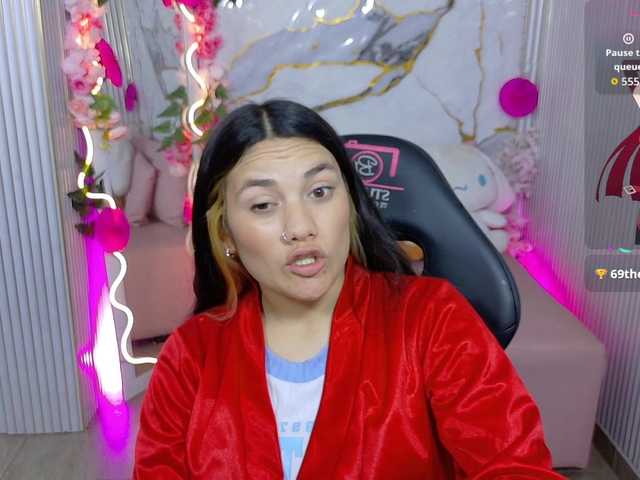 Chiara-tay live cam on BongaCams