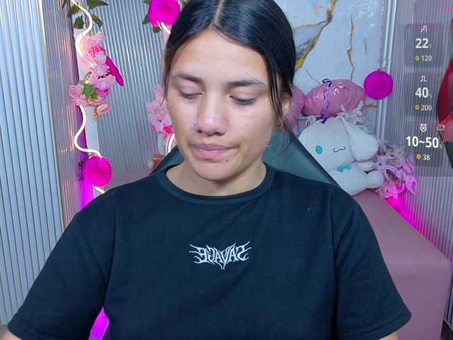 Chiara-tay