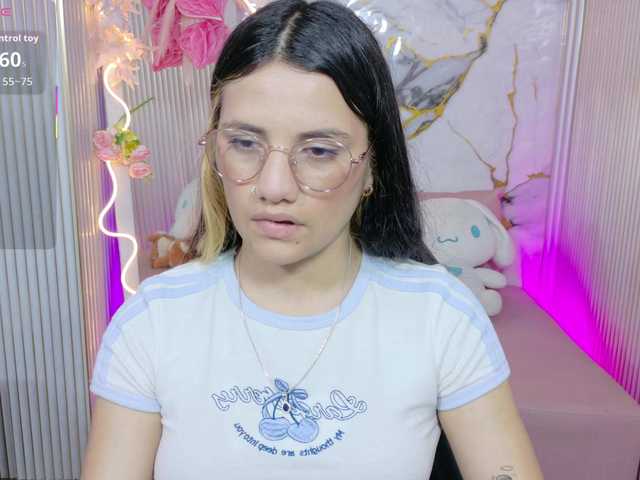 Chiara-tay