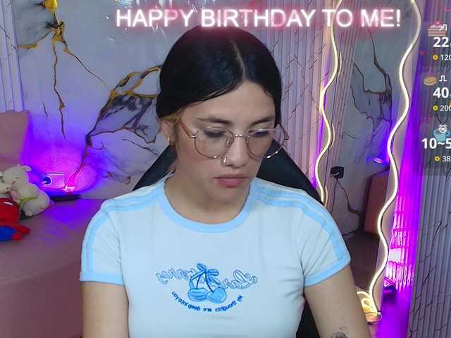 Chiara-tay