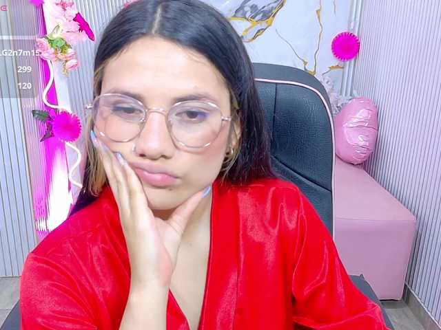 Chiara-tay live cam on BongaCams