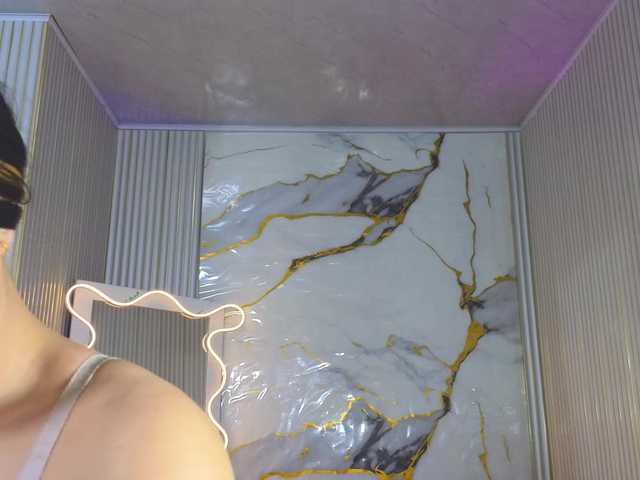 Chiara-tay's BongaCams show and profile